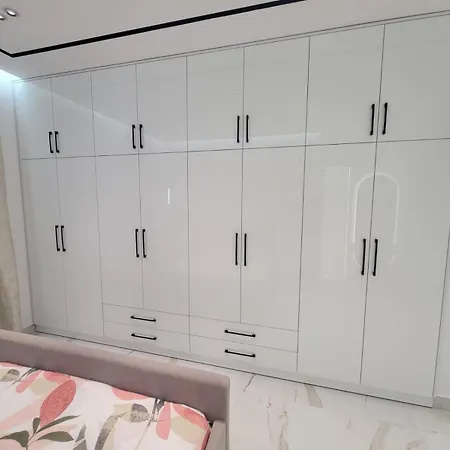 Luxury 2br At Delijorgji Complex *